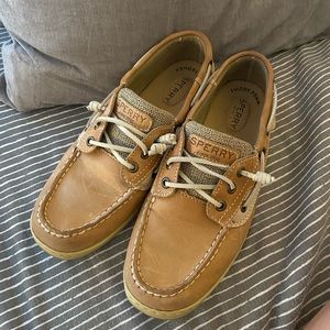 ✨WOMEN’S SPERRYS✨
